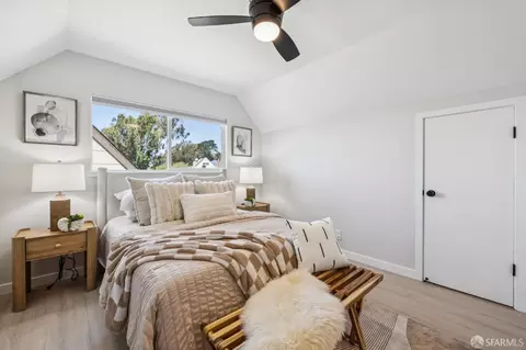 Bedroom - 727 Lockhaven Dr, Pacifica, CA 94044 photo 3 of 6