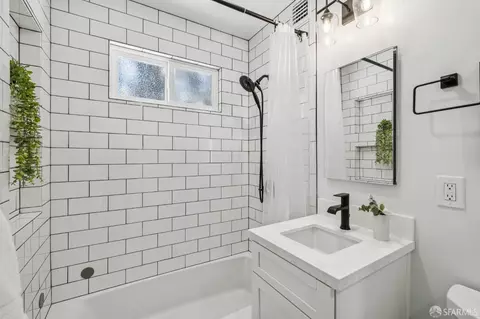 Bath - 727 Lockhaven Dr, Pacifica, CA 94044 photo 1 of 5