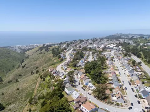 View/Area - 727 Lockhaven Dr, Pacifica, CA 94044 photo 8 of 11