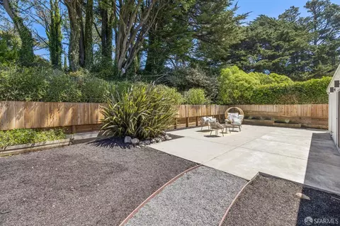 Exterior - 727 Lockhaven Dr, Pacifica, CA 94044 photo 6 of 12