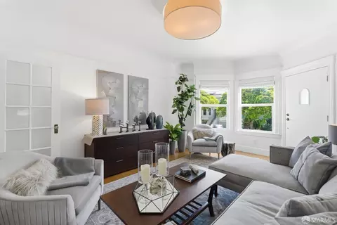 Living - 234 27th St, San Francisco, CA 94110 photo 4 of 6