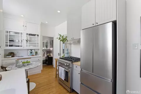 Kitchen - 234 27th St, San Francisco, CA 94110 photo 2 of 9