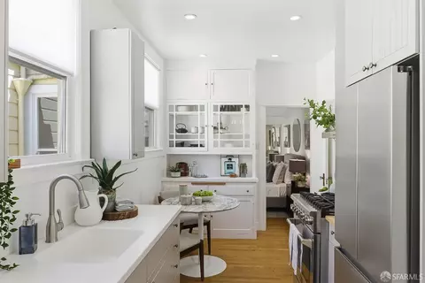 Kitchen - 234 27th St, San Francisco, CA 94110 photo 6 of 9