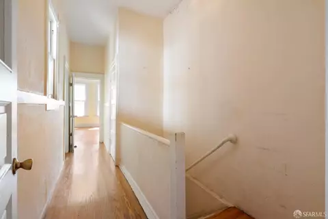 Entry Way - 203 Hoffman Ave, San Francisco, CA 94114 photo 2 of 2