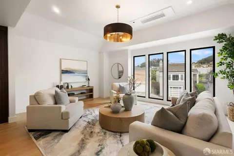 Living - 2627 14th Ave, San Francisco, CA 94127 photo 3 of 11