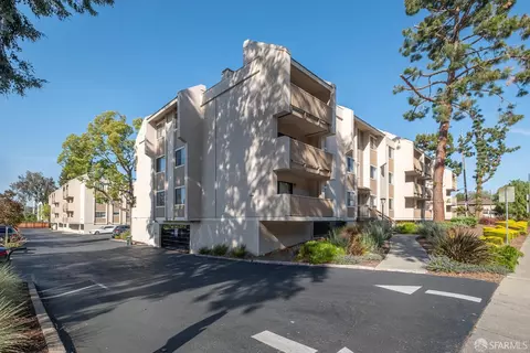 Exterior - 400 Ortega Ave #111, Mountain View, CA 94040 photo 2 of 15