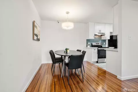 Dining - 400 Ortega Ave #111, Mountain View, CA 94040 photo 1 of 5