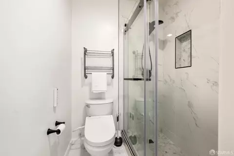 Bath - 400 Ortega Ave #111, Mountain View, CA 94040 photo 2 of 3
