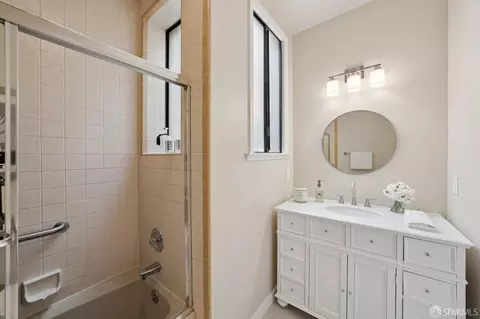 Bath - 1586 29th Ave, San Francisco, CA 94122 photo 2 of 3