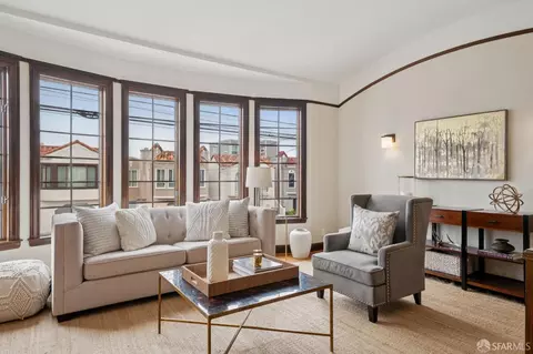 Living - 1586 29th Ave, San Francisco, CA 94122 photo 4 of 5