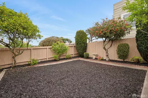 Exterior - 1586 29th Ave, San Francisco, CA 94122 photo 4 of 5
