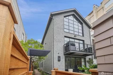 1330 Greenwich St, San Francisco, CA 94109
