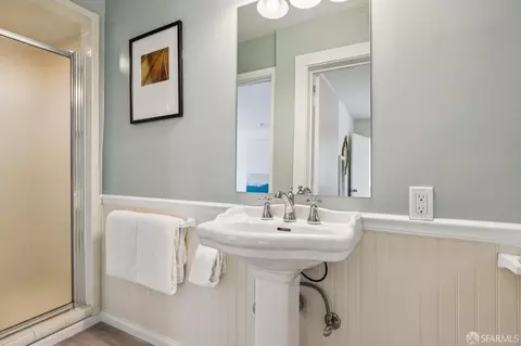 Bath - 2227 19th Ave, San Francisco, CA 94116 photo 4 of 4