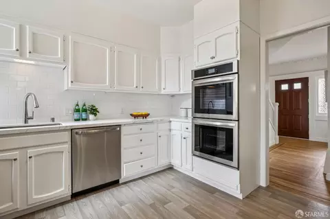 Kitchen - 2227 19th Ave, San Francisco, CA 94116 photo 6 of 9