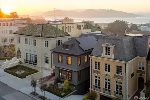 Exterior - 2880 Vallejo St, San Francisco, CA 94123 photo 3 of 4