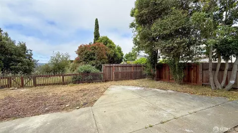 Exterior - 1204 Stirling Dr, Rodeo, CA 94572 photo 5 of 8