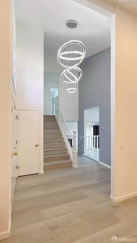 Entry Way - 1204 Stirling Dr, Rodeo, CA 94572 photo 4 of 7