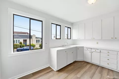 Other - 1444 Ulloa St, San Francisco, CA 94116 photo 3 of 5