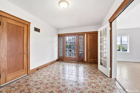 Entry Way - 1444 Ulloa St, San Francisco, CA 94116 photo 1 of 3