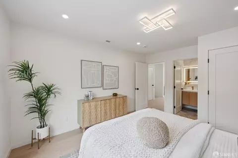 Bedroom - 1636 Bacon St, San Francisco, CA 94134 photo 4 of 13