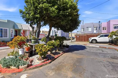 29 Cassandra Ct, San Francisco, CA 94112 photo 4