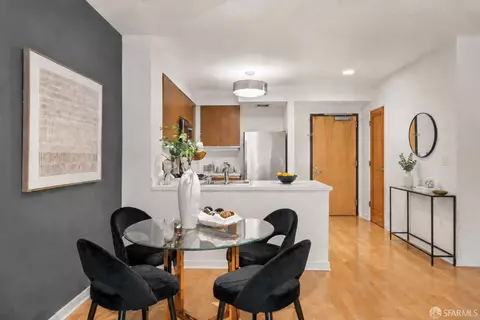 Dining - 5800 3rd St #1111, San Francisco, CA 94124 photo 2 of 2