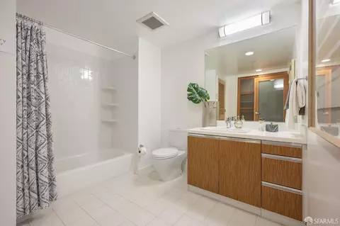 Bath - 5800 3rd St #1111, San Francisco, CA 94124 photo 1 of 3