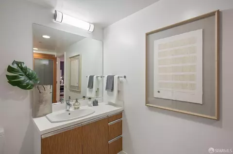 Bath - 5800 3rd St #1111, San Francisco, CA 94124 photo 2 of 3