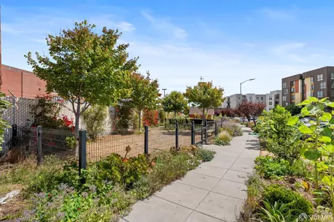 Exterior - 5800 3rd St #1111, San Francisco, CA 94124 photo 7 of 15