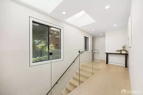 Entry Way - 1098 Siler Pl, Berkeley, CA 94705 photo 5 of 6