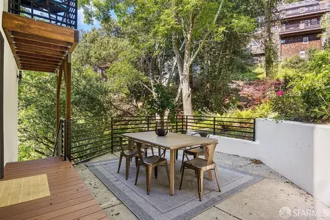 Exterior - 1098 Siler Pl, Berkeley, CA 94705 photo 7 of 10