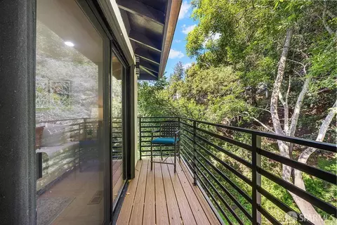 Exterior - 1098 Siler Pl, Berkeley, CA 94705 photo 3 of 10