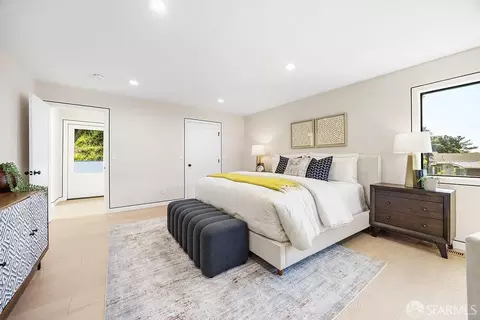 Bedroom - 1098 Siler Pl, Berkeley, CA 94705 photo 2 of 11