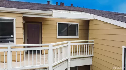 208 Oak Ct, Daly City, CA 94014