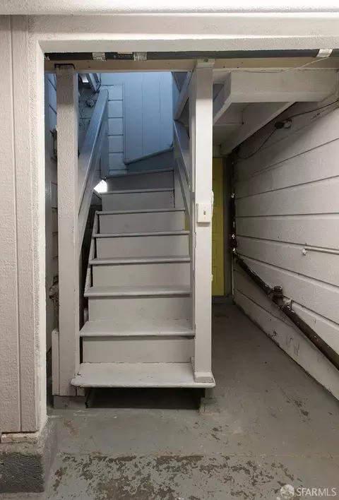 Entry Way - 1400 York St, San Francisco, CA 94110 photo 1 of 1