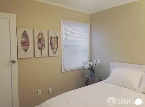 Bedroom - 1400 York St, San Francisco, CA 94110 photo 8 of 8