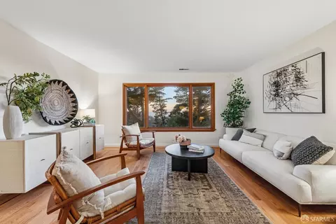 8440 Skyline Blvd, Oakland, CA 94611