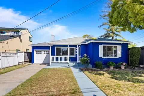1028 Cherry St, San Carlos, CA 94070