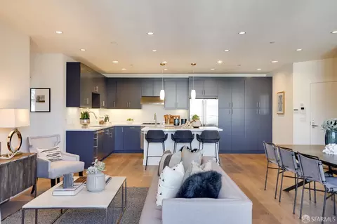 736 Valencia St #402, San Francisco, CA 94110