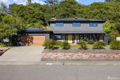 4859 Beacon Hill Dr, Castro Valley, CA 94552