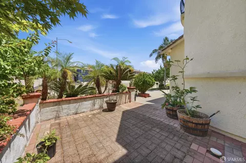 Exterior - 4100 Diorite Ct, Antioch, CA 94531 photo 11 of 13