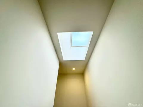Entry Way - 567 Head St, San Francisco, CA 94132 photo 1 of 1