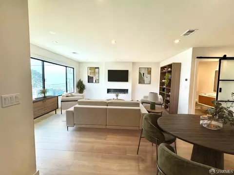 Living - 567 Head St, San Francisco, CA 94132 photo 2 of 6