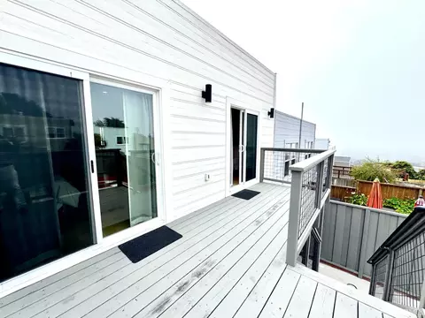 Exterior - 567 Head St, San Francisco, CA 94132 photo 2 of 12