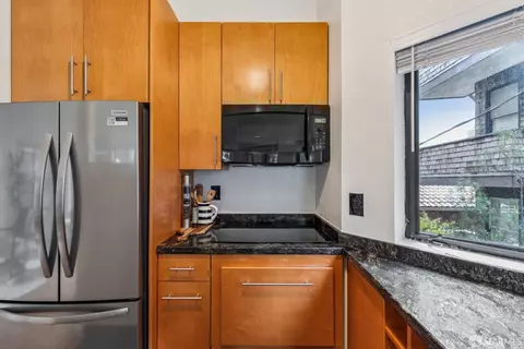 Kitchen - 2 Fallon Pl #48, San Francisco, CA 94133 photo 4 of 5