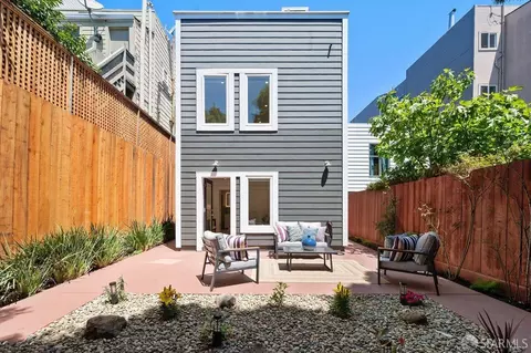 3235 17th St, San Francisco, CA 94110