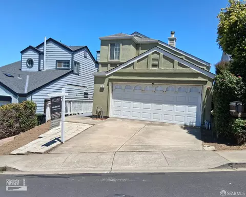 8 Nancy Ln, Daly City, CA 94014