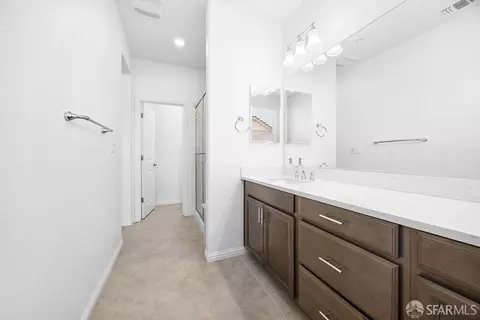 Entry Way - 24105 Amaranth Loop, Hayward, CA 94541 photo 4 of 7