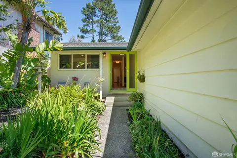 Exterior - 1484 Crespi Rd, Pacifica, CA 94044 photo 8 of 21