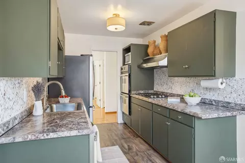 Kitchen - 1484 Crespi Rd, Pacifica, CA 94044 photo 2 of 8